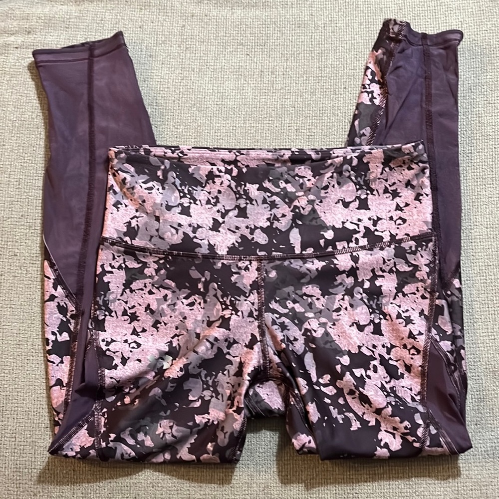 Under Armour Floral 7/8ths Length Leggings